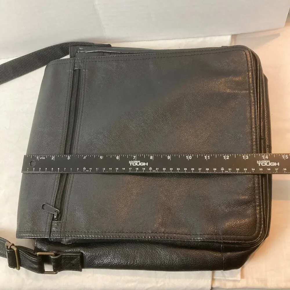 Wilsons Leather Pebbled Grain Crossbody Bag Black Messenger Satchel Office Urban
